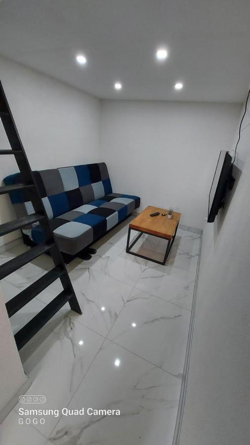 Studio Apartman Malkoc Біхач Екстер'єр фото